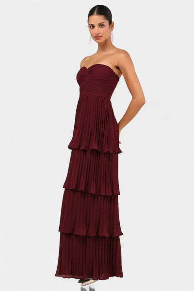 Vestido de Volantes con Escote en Corazón y Silueta en Capas de Junio