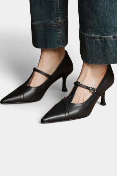 Zulema Tacones T-Bar Elegantes con Diseño Liso