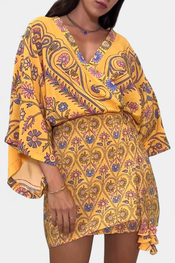 Vestido Boho Candela con Estampado Floral y Escote en V Cruzado