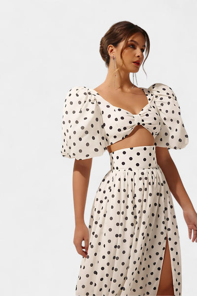 Conjunto Sherine de Falda y Top de Lunares con Mangas Voladas