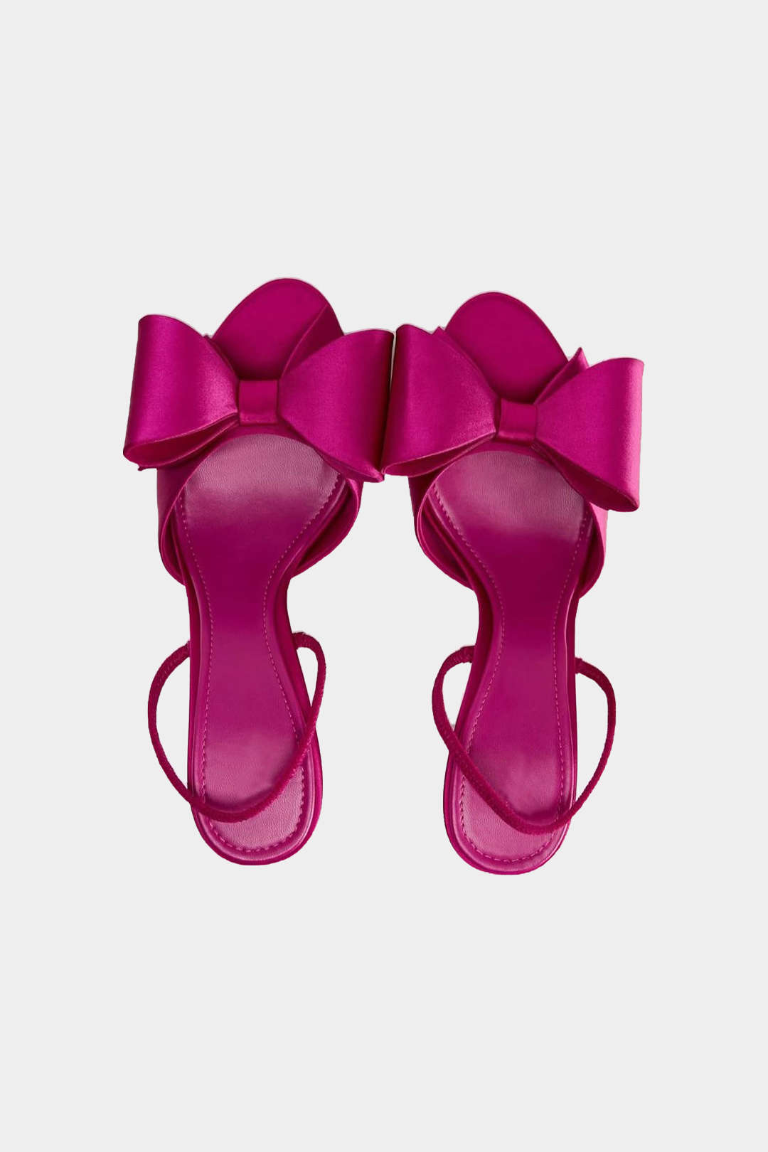 Zapatos de Tacón Puntiagudo en Cuero Sintético
