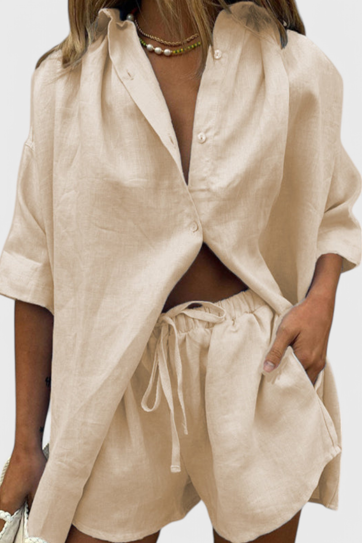 Conjunto Anika de Dos Piezas: Camisa de Botones y Pantalones Cortos con Cintura Ajustable