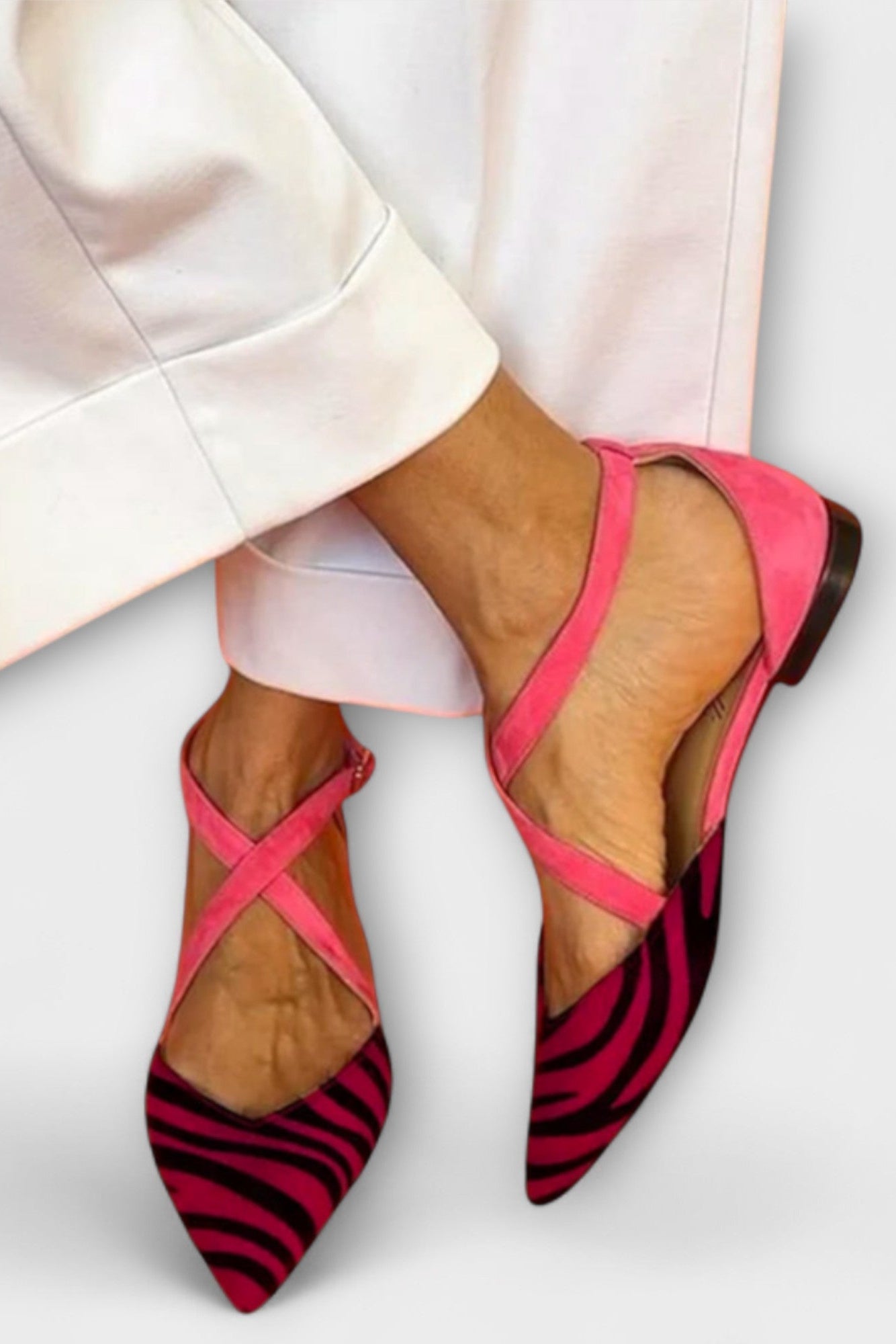 Bailarinas Fenna con Diseño de Cebra y Tiras Cruzadas