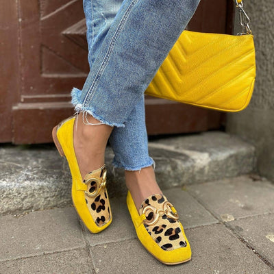 Sonia Zapatillas con Diseño Animal y Hebilla Elegante