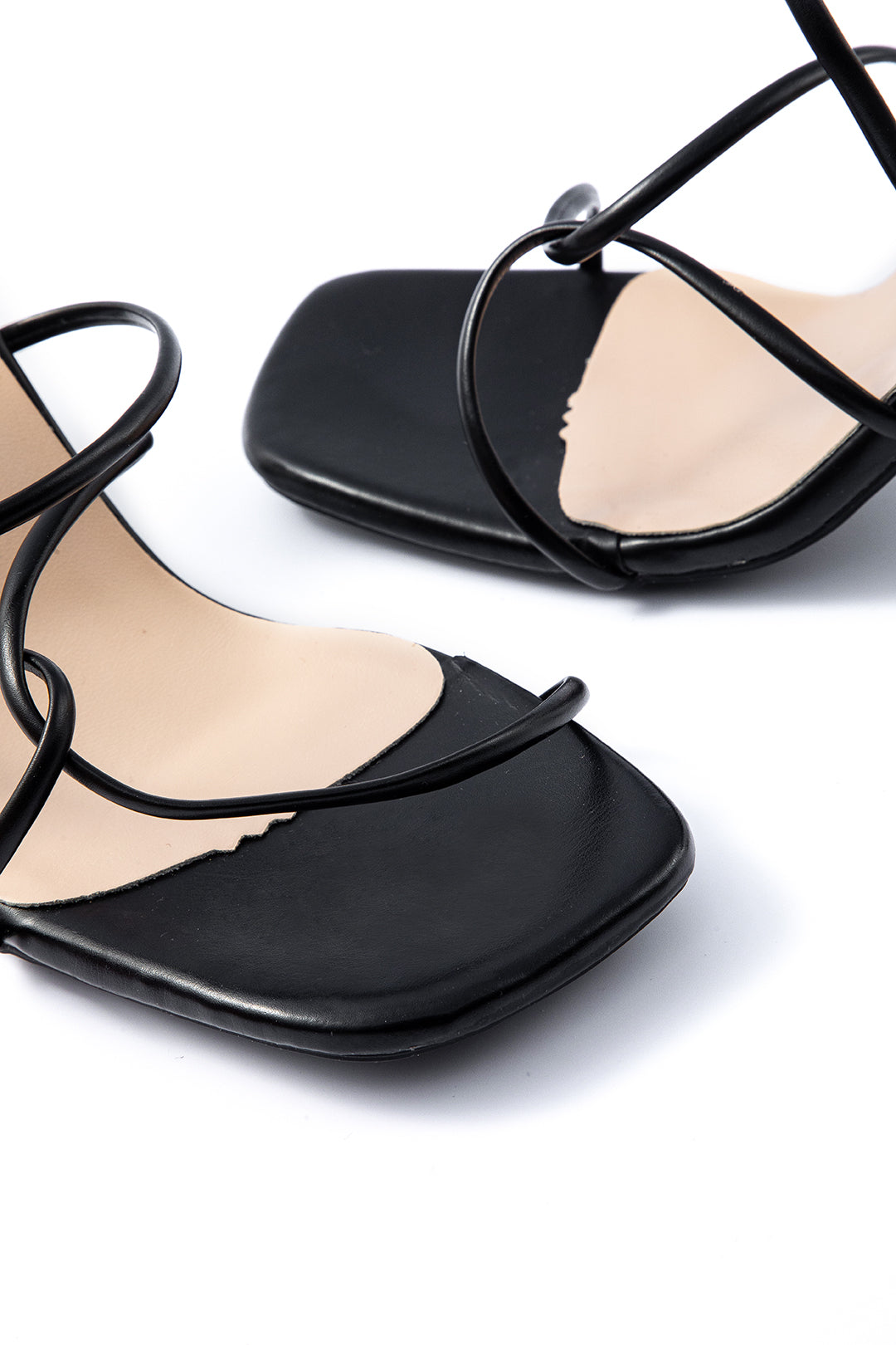 Tacones Altos Abiertos con Diseño Sin Correa en el Tobillo