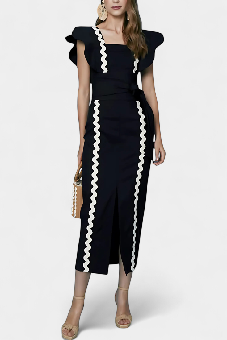 Top Elegante Fabiana con Volantes y Costuras Contrastantes