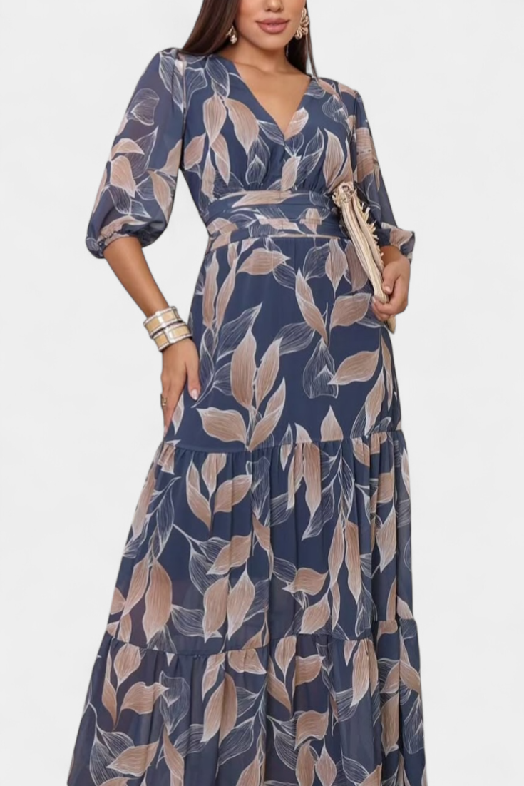 Aísha Vestido Largo Floral con Corte Suelto y Diseño de Hojas