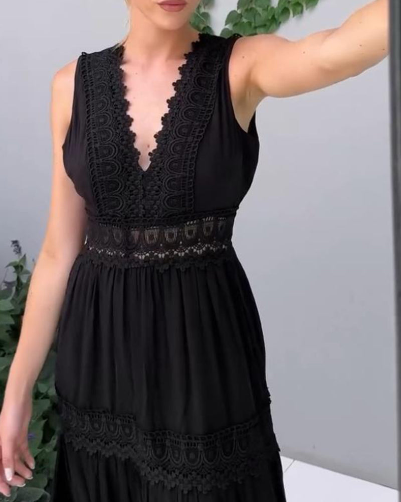 Charlotte - Vestido de encaje hecho a mano con escote en V