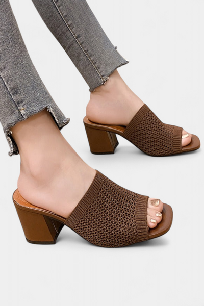 Sandalias de Tacón Christy con Malla Transpirable y Diseño Cuadrado