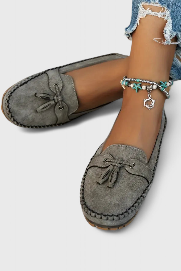 Mocasines Clásicos de Suede Peony con Borlas