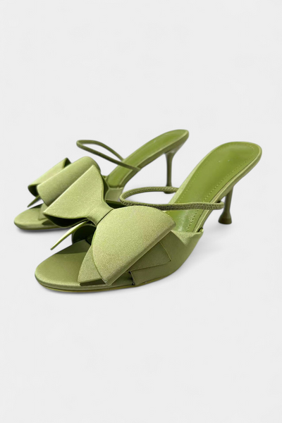 Zapatos de Tacón Puntiagudo en Cuero Sintético