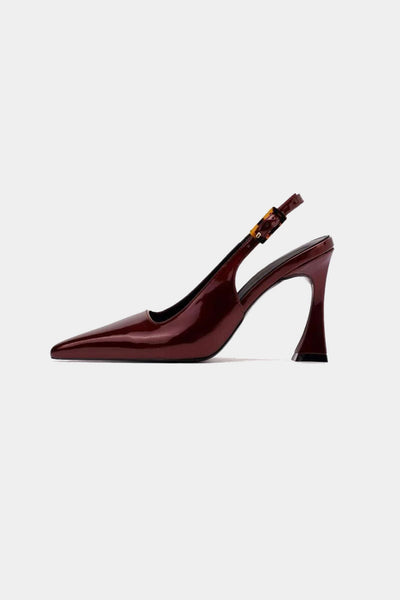 Zapatos de Tacón Puntiagudo en Cuero Sintético