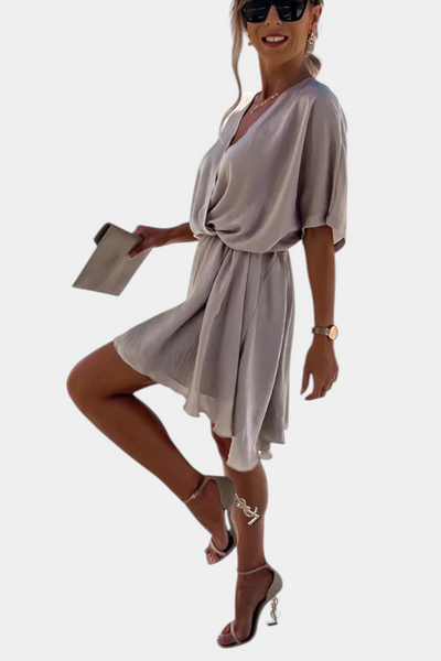 Vestido Versátil Alexandra para Cualquier Temporada