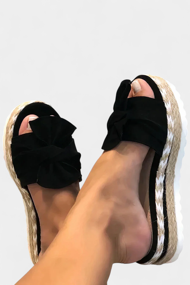 Sandalias de Plataforma Cveta con Detalle de Lazo