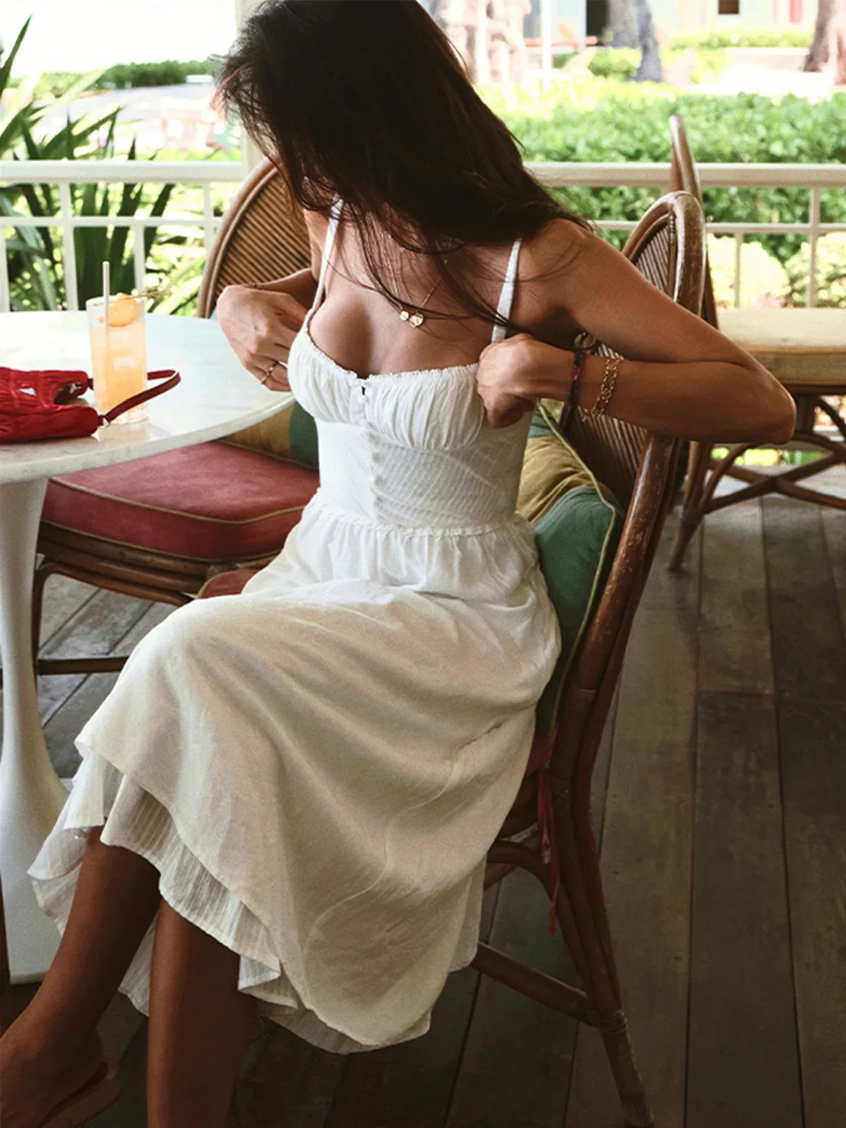 Astrid® | Vestido Midi Liso con Volantes en el Dobladillo