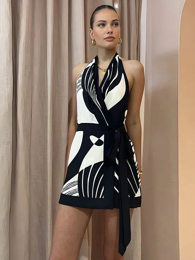 Sophie® | Vestido corto halter con cinturón y estampado en contraste