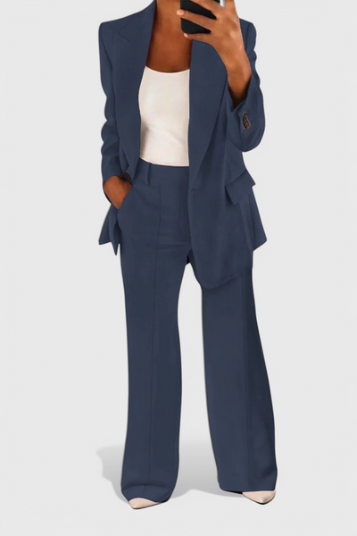 Conjunto Pulido de 2 Piezas Kaia: Ideal para el Trabajo y Ocasiones Especiales