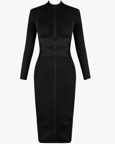 Vestido negro con banda de manga larga