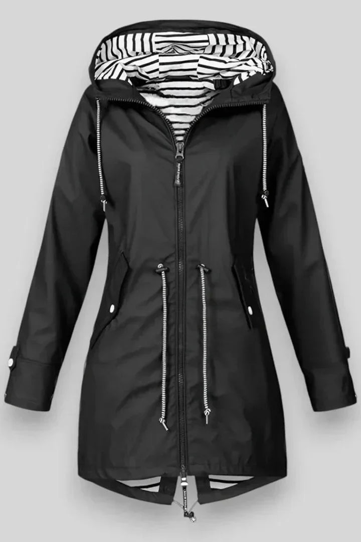 Chaqueta Impermeable Aria: Estilo y Protección para el Día a Día