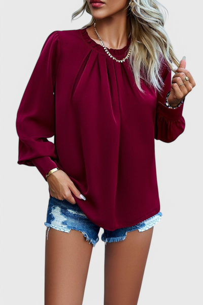 Larga Manga Dottie Top con Cuello de Encaje