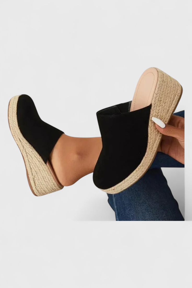 Lania Sandalia Elegante y Confortable