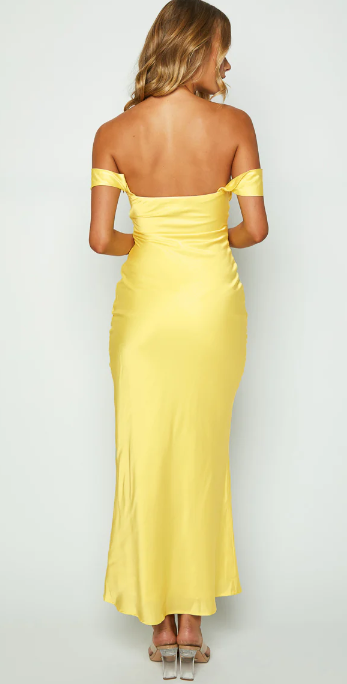 Rosalia™ – Vestido Satinado Off-Shoulder