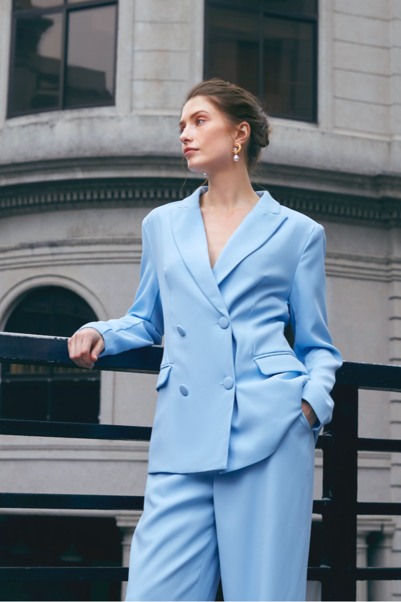Conjunto Urbano Julia: Blazer y Pantalón de Corte Regular