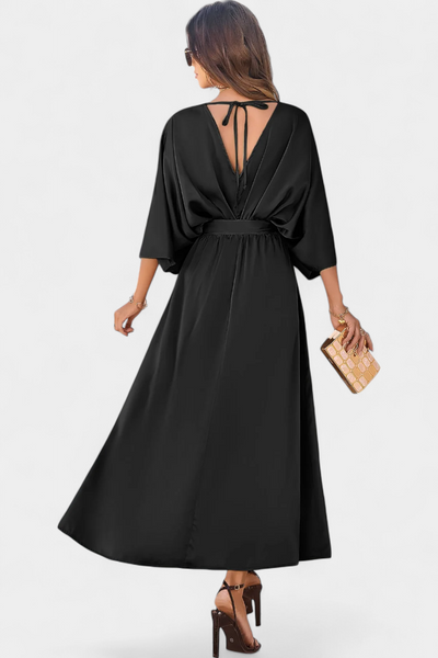 Milly Vestido Chic con Cinta y Abertura