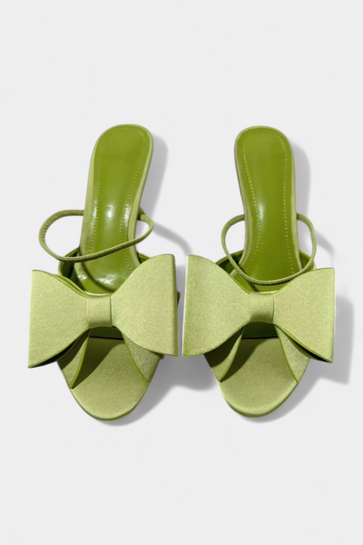 Zapatos de Tacón Puntiagudo en Cuero Sintético