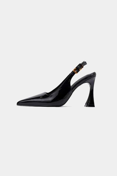 Zapatos de Tacón Puntiagudo en Cuero Sintético