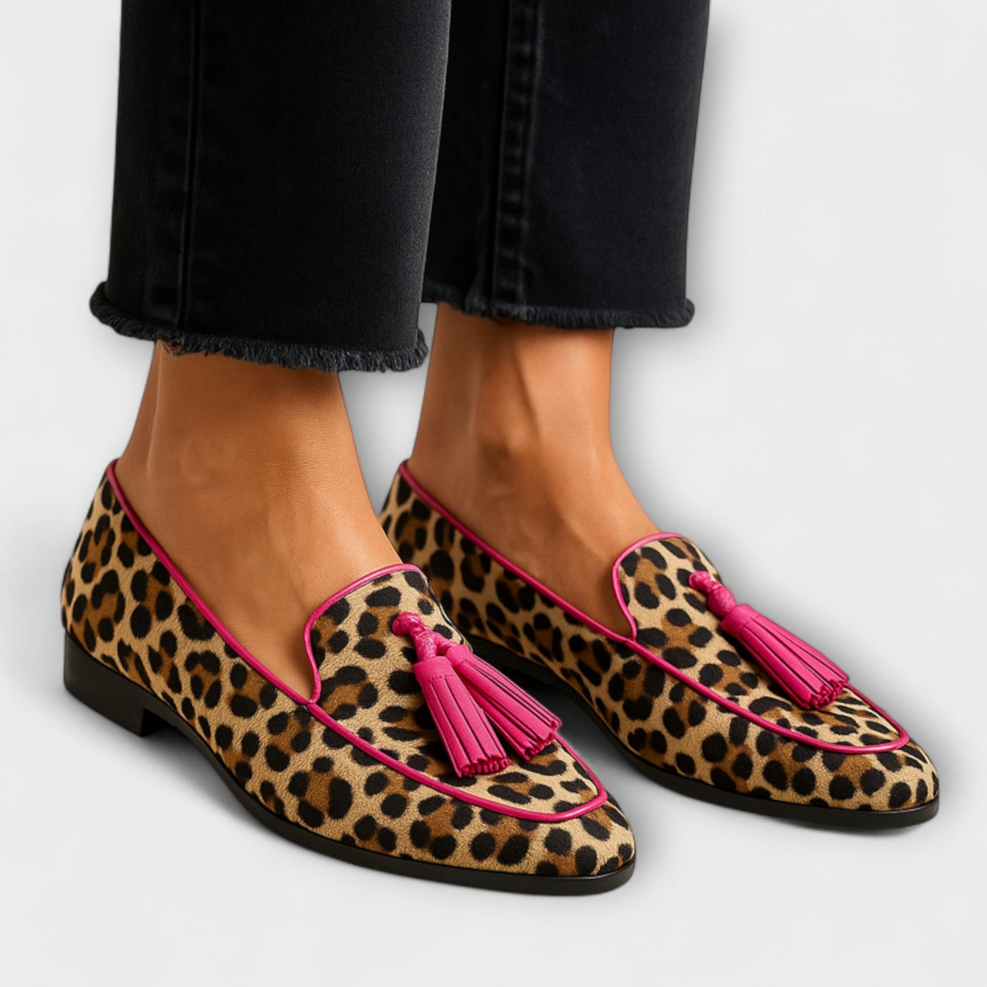 Lana Zapatillas con Estampado y Borlas Decorativas