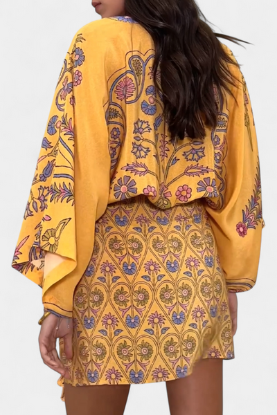 Vestido Boho Candela con Estampado Floral y Escote en V Cruzado