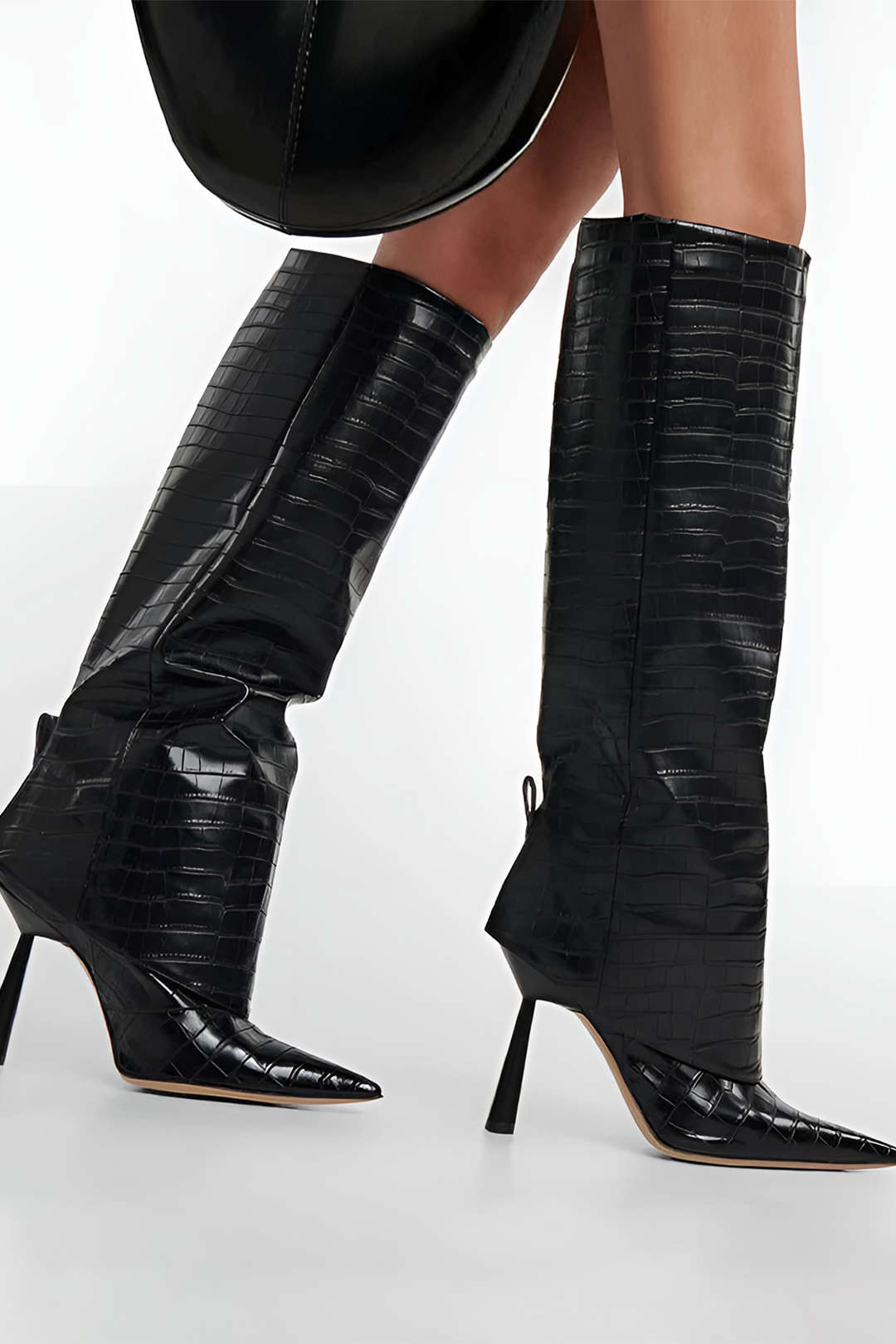 Botas de Tacón Alto de Cuero Sintético con Diseño de Cocodrilo y Punta Afilar