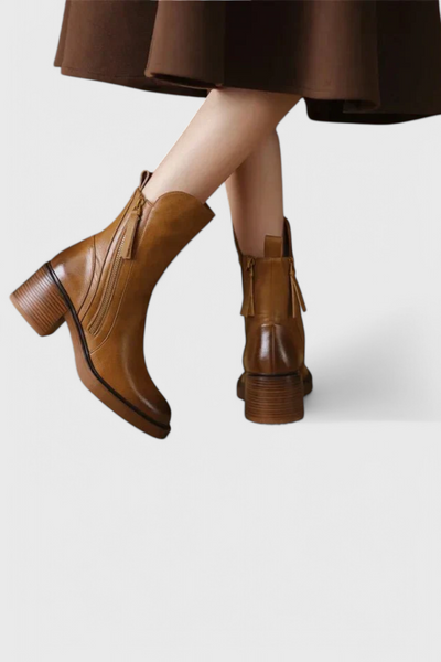 Irina Botas de Tobillo para un Look Elegante y Desenfadado