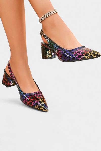 Karthleen Tacones Anchos con Diseño Geométrico