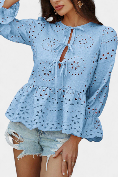 Top Bohemio de Encaje Kayden con Corte Suelto