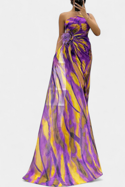 Aylin Vestido Maxi Asimétrico con Estampado Colorido