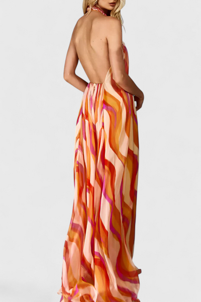 Vestido Maxi Halter Remi con Estampado Ondulado y Detalles Trenzados Elegantes