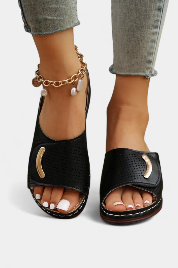 Itziar Sandalias Ortopédicas con Diseño Perforado y Plantilla Confortable