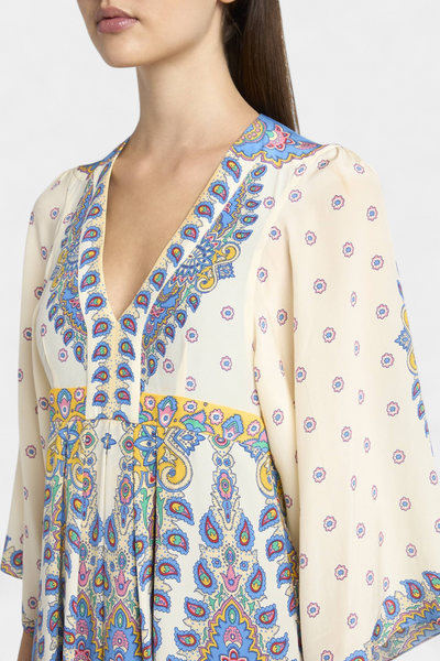 Vestido Largo Elegante con Escote en V y Estampado Paisley para Novias
