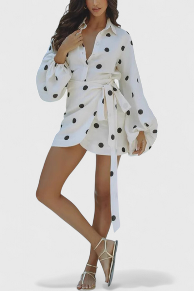 Vestido Mini de Lunares Romara con Manga Larga y Cintura Ajustada