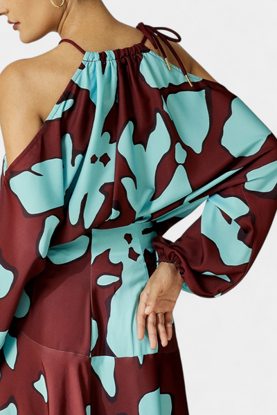 Vestido Largo Monte con Aberturas en las Mangas y Diseño Abstracto