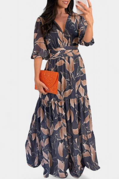 Aísha Vestido Largo Floral con Corte Suelto y Diseño de Hojas