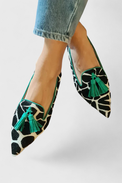 Fermina Elegantes Loafers de Punta Afilada y Diseño Bicolor