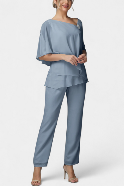 Conjunto de Dos Piezas Dinah con Silueta Femenina Elegante y Cómoda