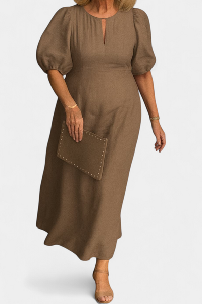 Connie Vestido: Elegancia Sin Esfuerzo y Versatilidad Clásica
