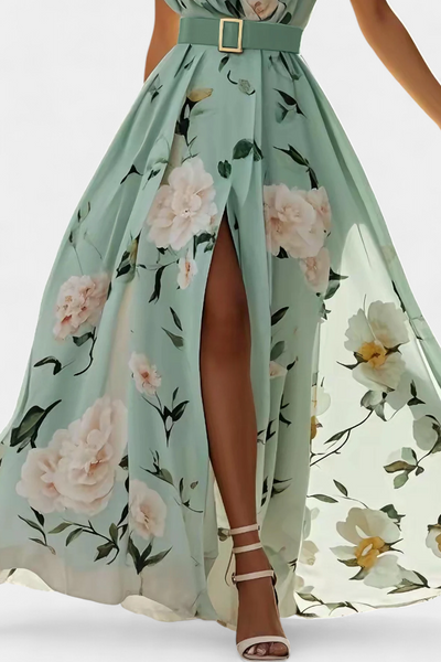 Nila Vestido Floral con Detalles Fruncidos y Abertura de Gasa