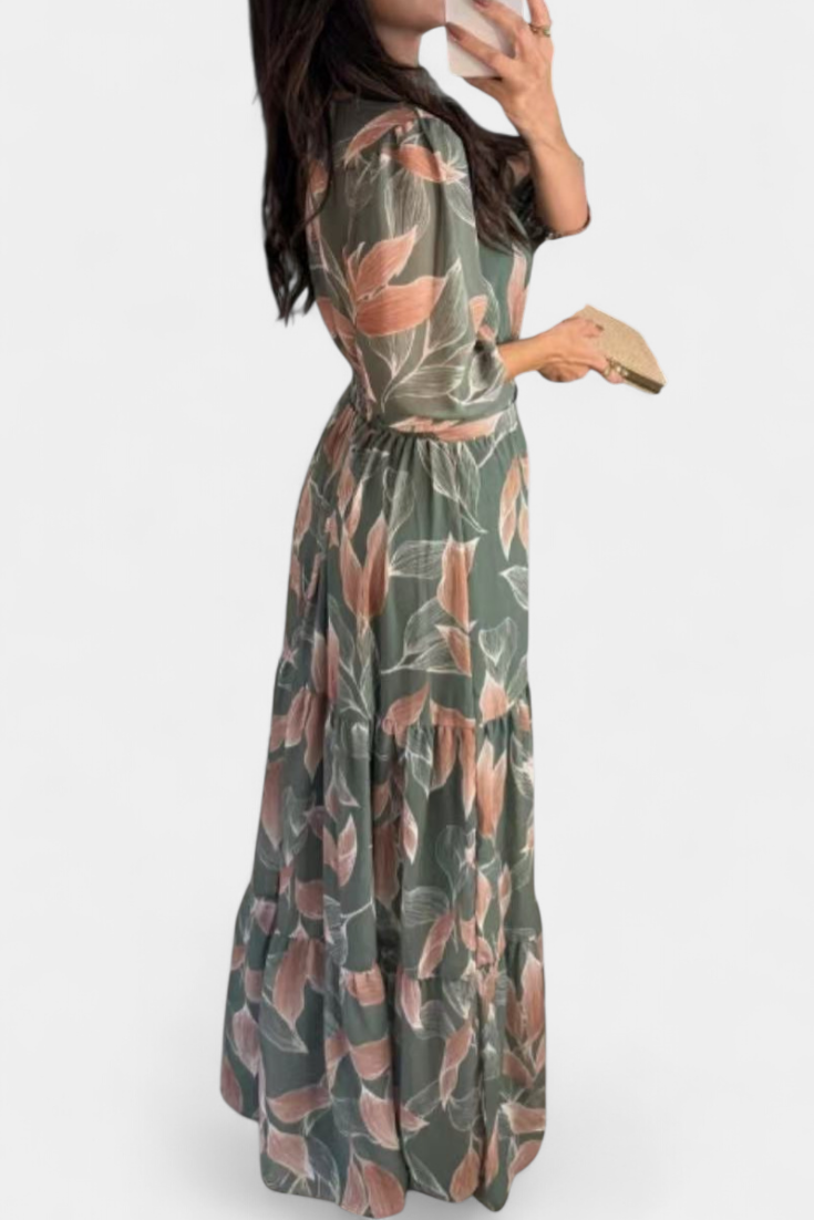 Aísha Vestido Largo Floral con Corte Suelto y Diseño de Hojas