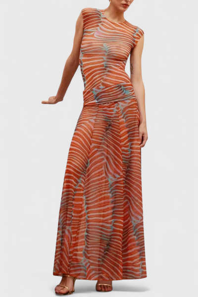 Conjunto Retro de Malla Silvina con Estampado de Olas y Corte Suelto