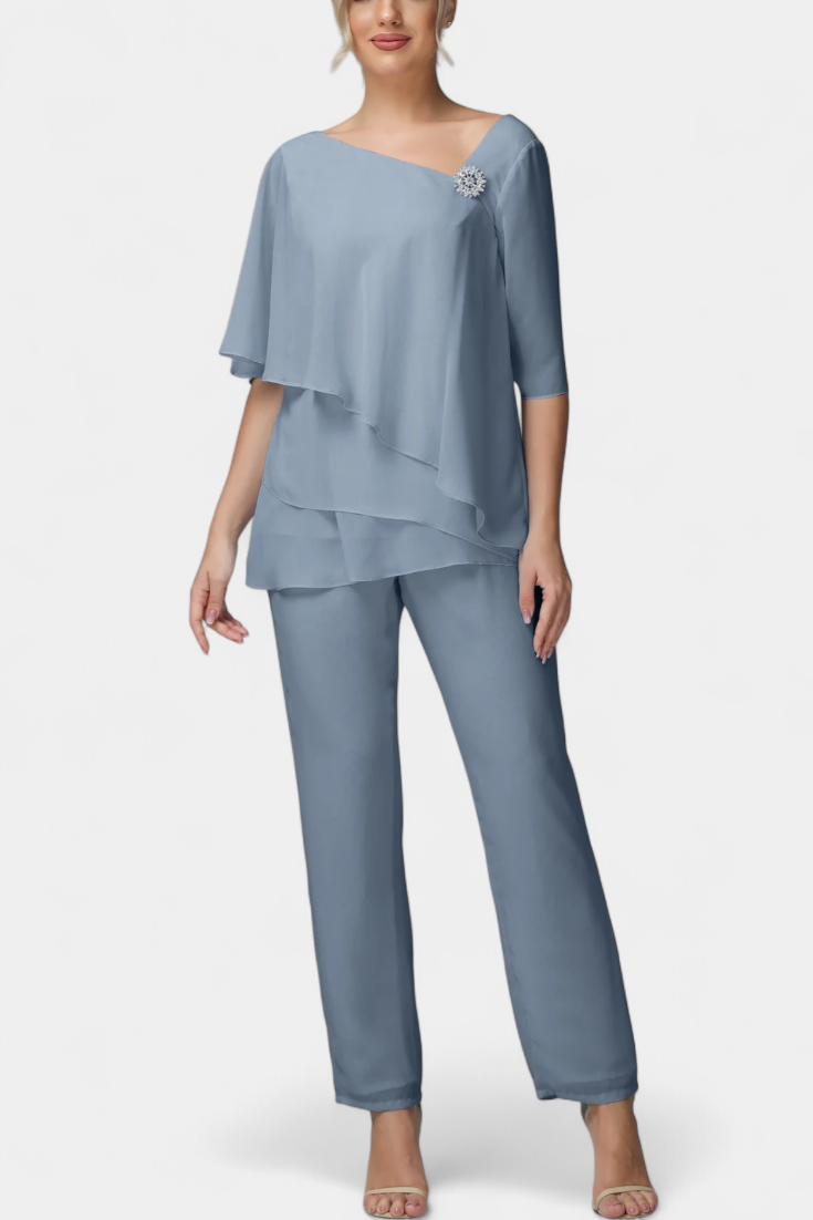 Conjunto de Dos Piezas Dinah con Silueta Femenina Elegante y Cómoda